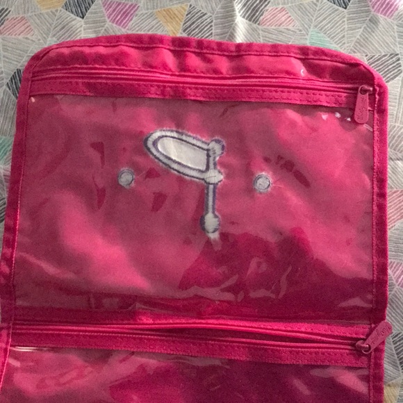 ThirtyOne Gifts Jewelry/Beauty Travel Hanging Bag - Picture 4 of 8